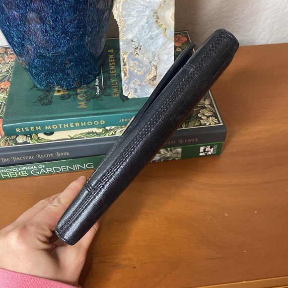 COACH Authentic Madison Leather Wallet - Picture 9 of 12